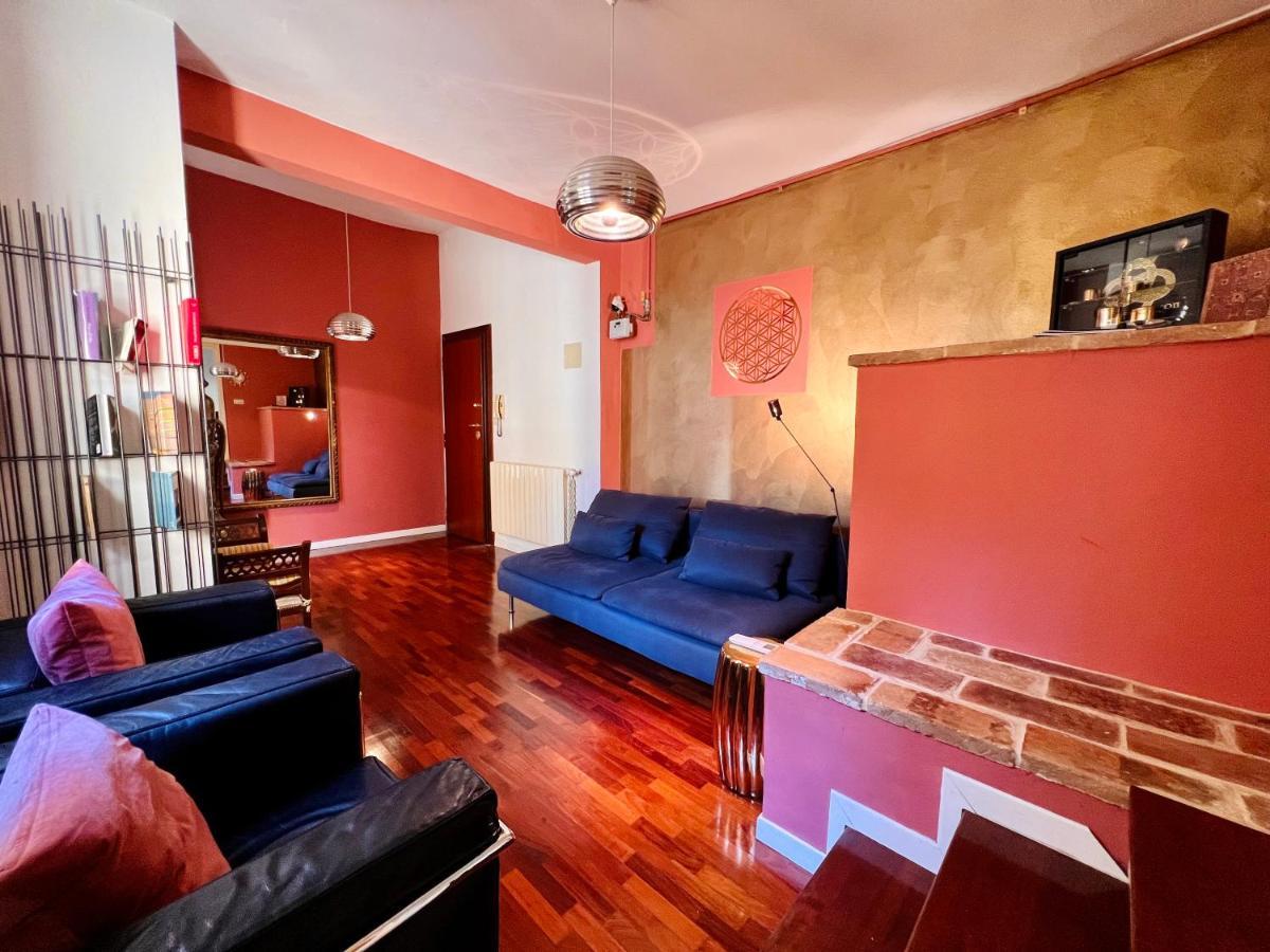 House Of Chariot - In The Heart Of Bologna Apartment Exterior photo